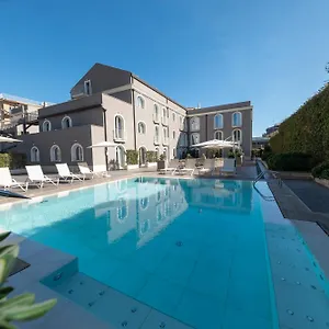 **** Hotel Airone Itália