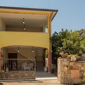 Il Corbezzolo Couette-café Posada (Sardinia)